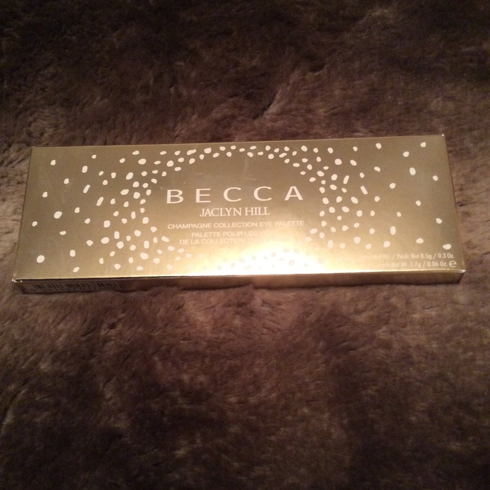Becca x Jaclyn hill eyeshadow palette